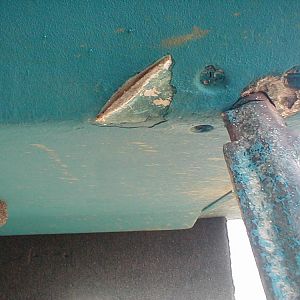 cut hull from broken prop shaft