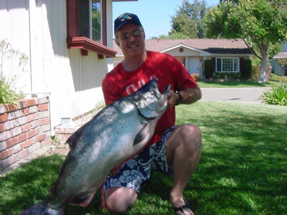 Sam H's 47 lb salmon. Made him buy another boat...